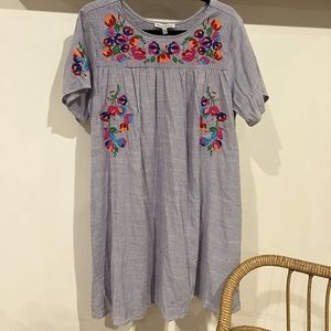 Floral embroidered loose fit boho caftan dress coverup M GUC